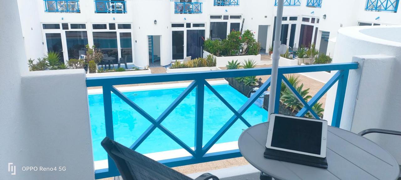 Red Apartment Puerto del Carmen  Exterior photo